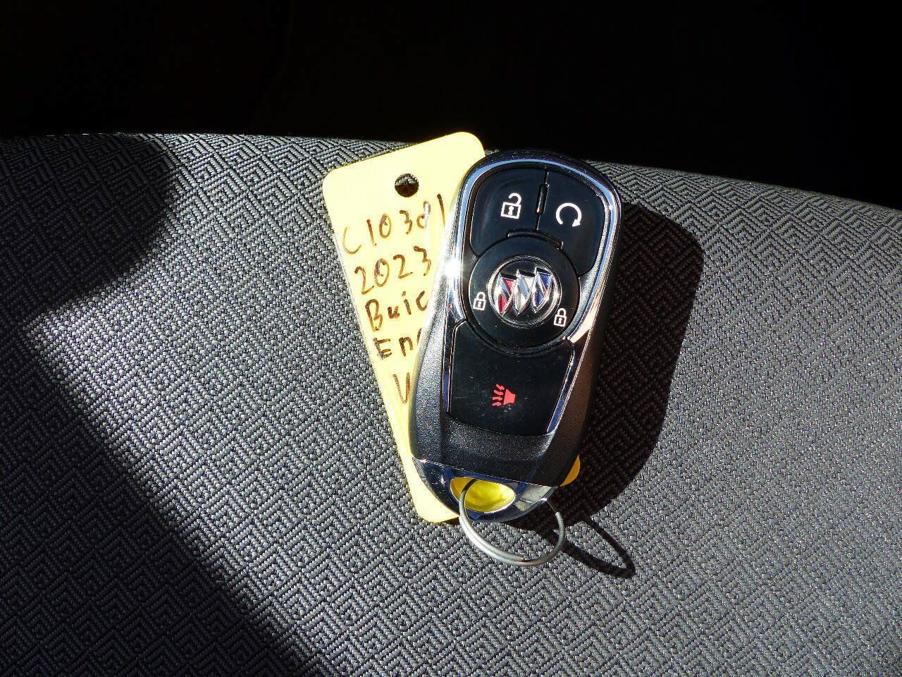 Used 2023 Buick Encore GX Select FWD image 44