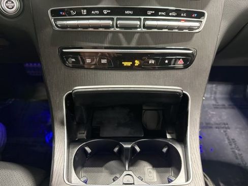 Certified 2022 Mercedes-Benz GLC 300 4MATIC image 25
