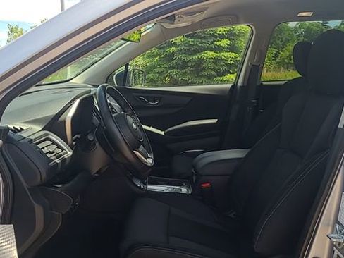Used 2025 Subaru Ascent Premium AWD/4WD image 7