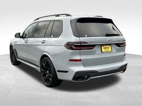 Used 2023 BMW X7 M60i w/ Executive Package image 8