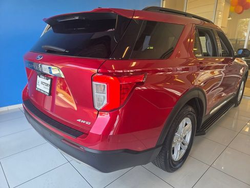 Used 2021 Ford Explorer XLT w/ Equipment Group 202A AWD/4WD image 6