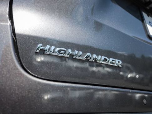 Used 2017 Toyota Highlander Limited Platinum AWD/4WD image 20