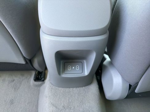 New 2026 Hyundai Elantra Sport FWD image 14