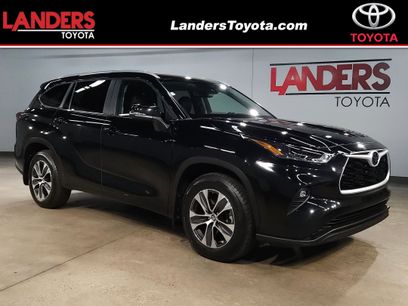 Used 2024 Toyota Highlander XLE