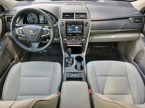 Used 2015 Toyota Camry XLE FWD image 14