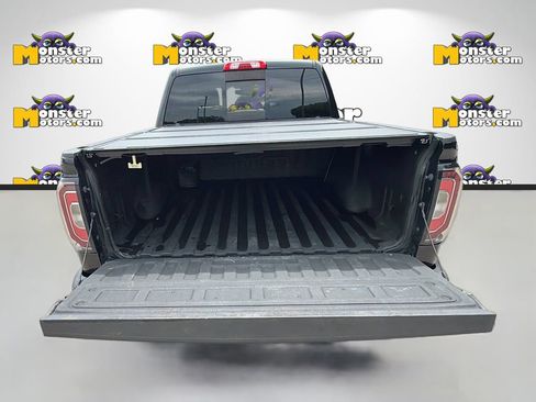 Used 2017 GMC Sierra 1500 Denali AWD/4WD image 31