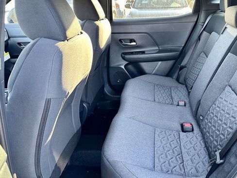 New 2025 Nissan Kicks SV image 28