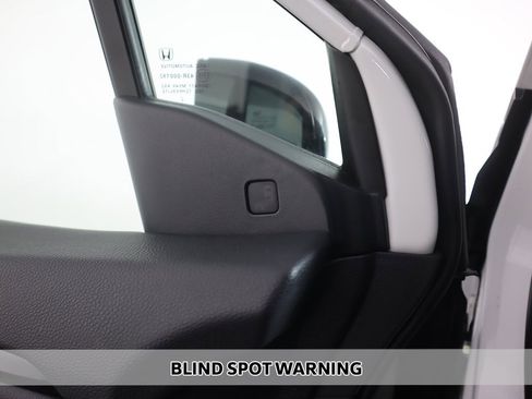 Used 2024 Honda Passport Black Edition image 5