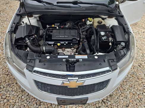 Used 2012 Chevrolet Cruze LT FWD image 14