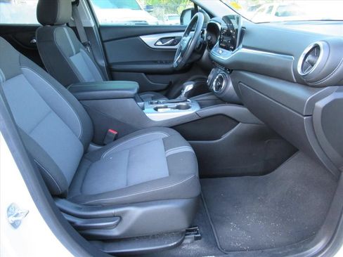 Used 2024 Chevrolet Blazer LT w/ Midnight/Sport Edition FWD image 10