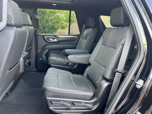 Used 2023 Chevrolet Tahoe RST w/ Luxury Package AWD/4WD image 13