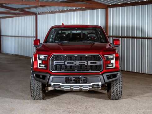 Used 2019 Ford F150 Raptor w/ Equipment Group 802A Luxury AWD/4WD image 9