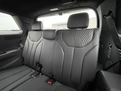 Used 2023 Hyundai Palisade Calligraphy image 27