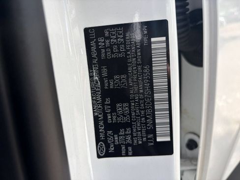 Used 2025 Hyundai Tucson SEL FWD image 30