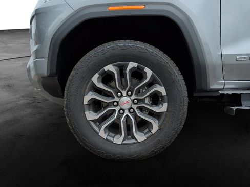 New 2026 GMC Canyon Denali AWD/4WD image 11