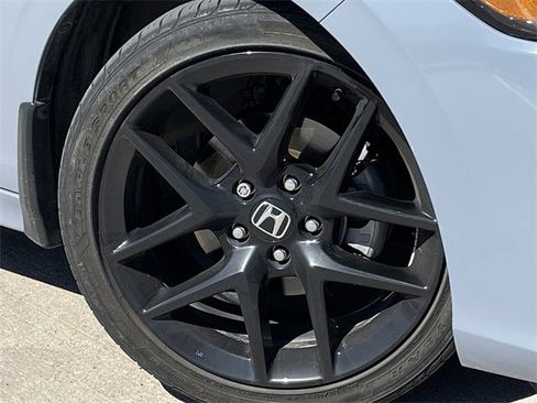 Certified 2024 Honda Civic Sport image 9