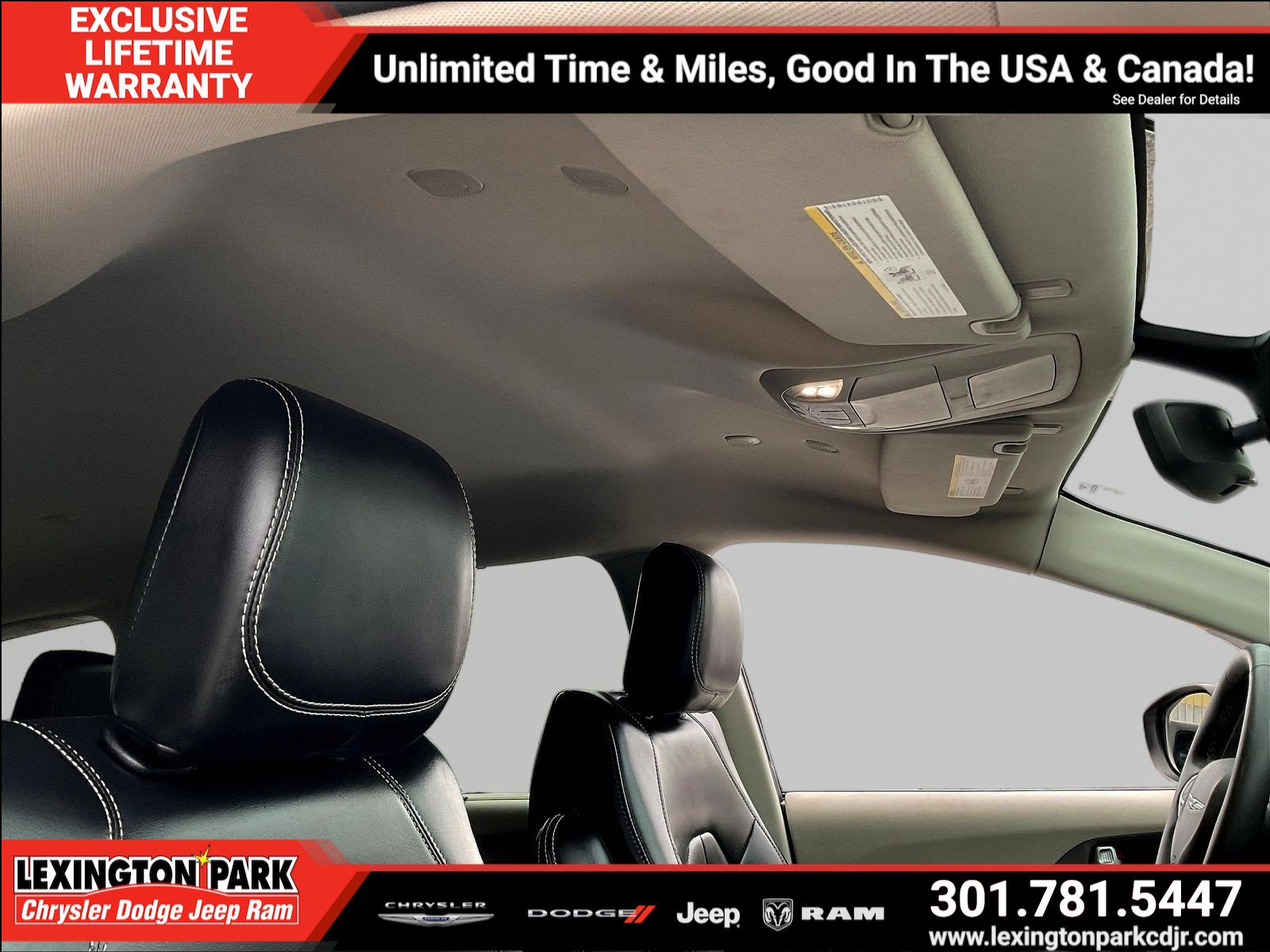 Used 2023 Chrysler Pacifica Touring-L FWD image 26