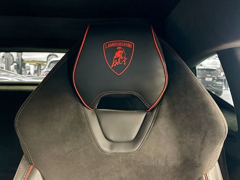 Used 2024 Lamborghini Huracan Tecnica image 27
