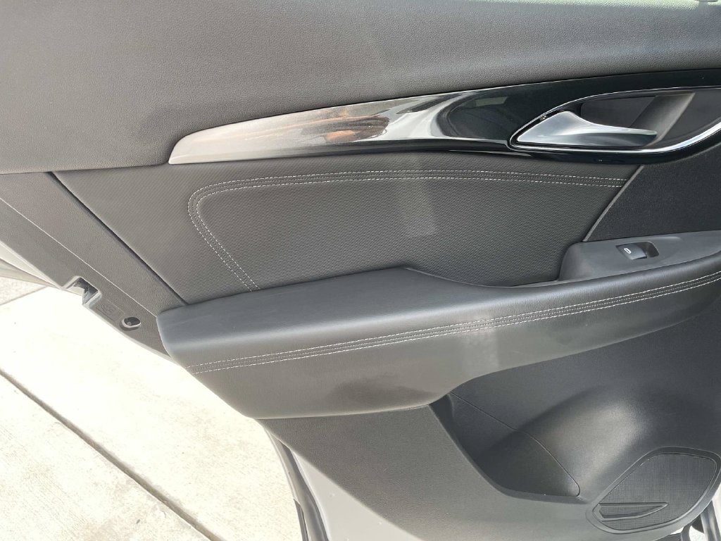 Used 2024 Buick Envision Preferred AWD/4WD image 10