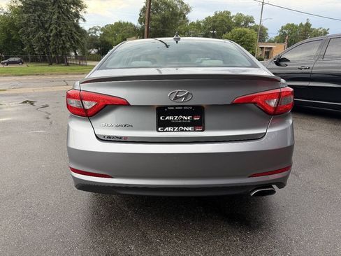 Used 2015 Hyundai Sonata SE FWD image 4