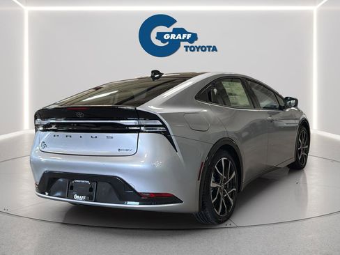 New 2026 Toyota Prius Plug-In Hybrid image 11