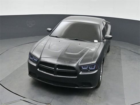 Used 2012 Dodge Charger SE image 35