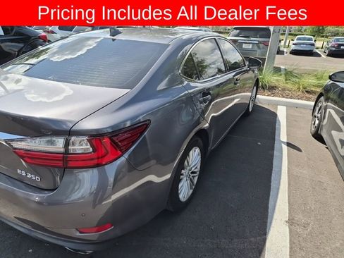 Used 2017 Lexus ES 350 w/ Premium Package FWD image 3