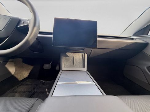 Used 2025 Tesla Model 3 Long Range RWD image 11