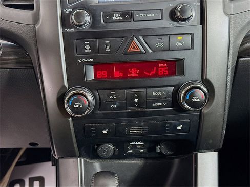 Used 2013 Kia Sorento EX image 15