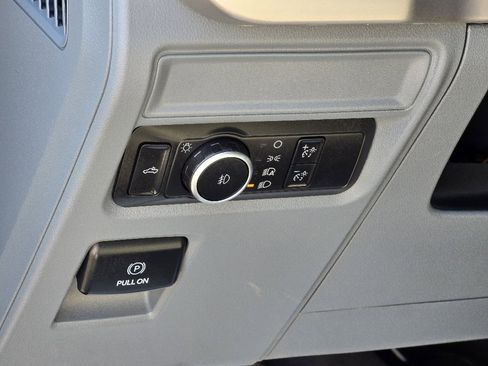 Used 2022 Ford F150 XLT w/ Equipment Group 301A Mid image 8