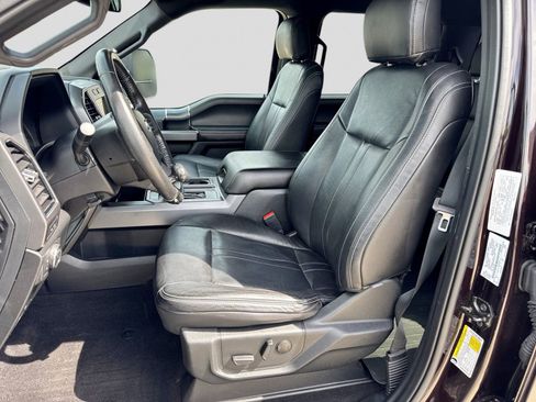 Used 2020 Ford F150 XLT w/ Equipment Group 302A Luxury AWD/4WD image 19