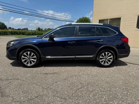 Used 2018 Subaru Outback 2.5i Touring w/ Protection Package #1 AWD/4WD image 5