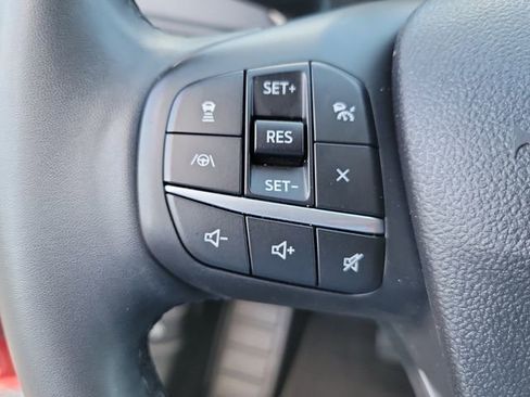Used 2022 Ford Escape SE w/ SE Sport Appearance Package FWD image 17