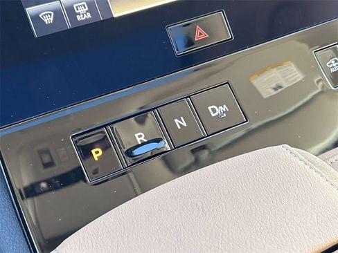 Certified 2025 INFINITI QX80 Sensory image 22