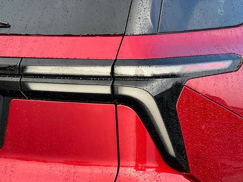 Certified 2024 Chevrolet Traverse RS w/ LPO, Floor Liner Package image 51