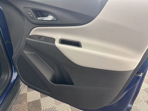Used 2022 Chevrolet Equinox LS AWD/4WD image 29