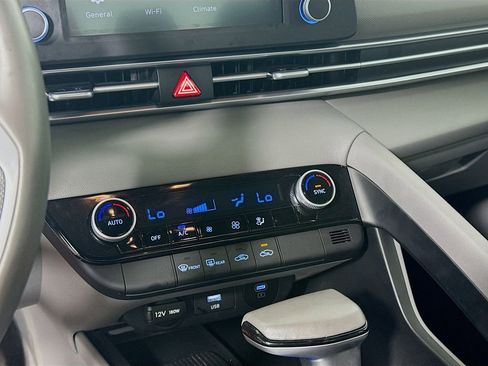 Certified 2025 Hyundai Elantra Sport FWD image 15