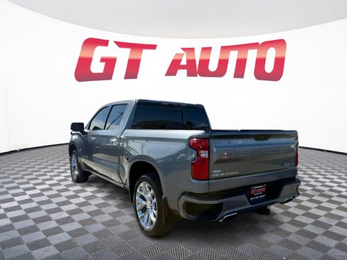 Used 2020 Chevrolet Silverado 1500 High Country w/ Technology Package image 5