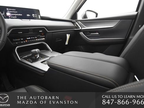 Used 2025 MAZDA CX-90 3.3 Turbo w/ Preferred Package AWD/4WD image 25