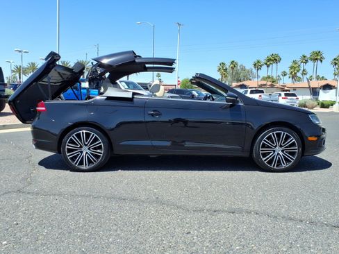 Used 2014 Volkswagen Eos FWD image 9