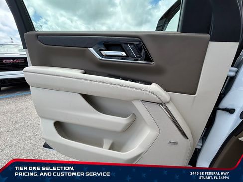 New 2026 GMC Yukon XL Denali w/ Denali Reserve Package AWD/4WD image 21