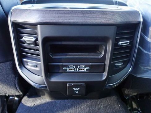 New 2025 RAM 2500 Laramie image 28