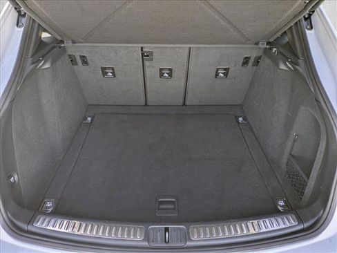Used 2021 Porsche Macan image 6