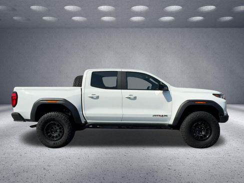 Used 2024 GMC Canyon AT4X w/ AT4X AEV Edition AWD/4WD image 5