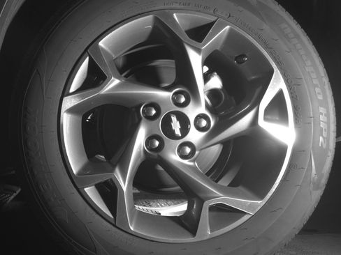 Used 2025 Chevrolet Trax LT image 13