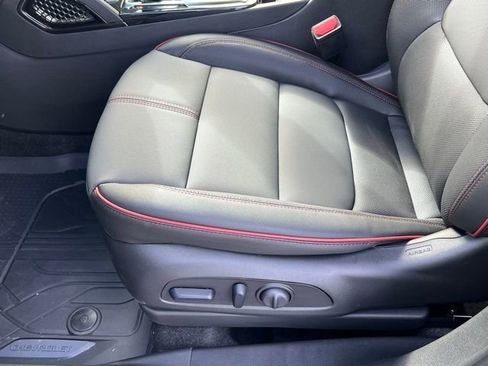 New 2026 Chevrolet TrailBlazer RS w/ Convenience Package image 3