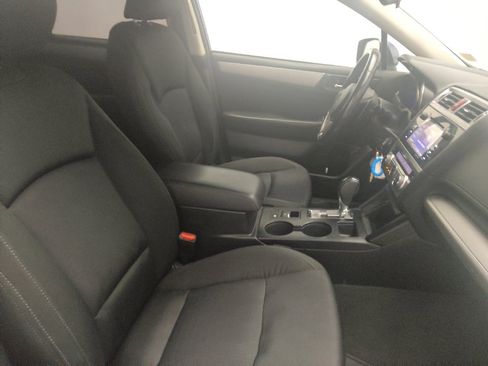 Used 2017 Subaru Legacy 2.5i Premium AWD/4WD image 21