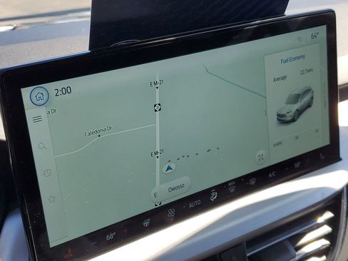 Certified 2025 Ford Escape Platinum image 18