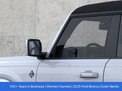 New 2025 Ford Bronco Outer Banks image 24