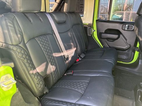 Used 2024 Jeep Wrangler Willys image 46
